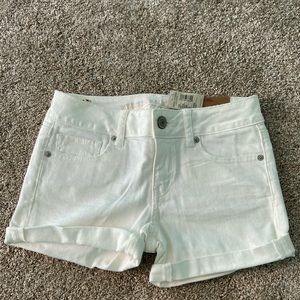 American Eagle White Midi Shorts Size 0